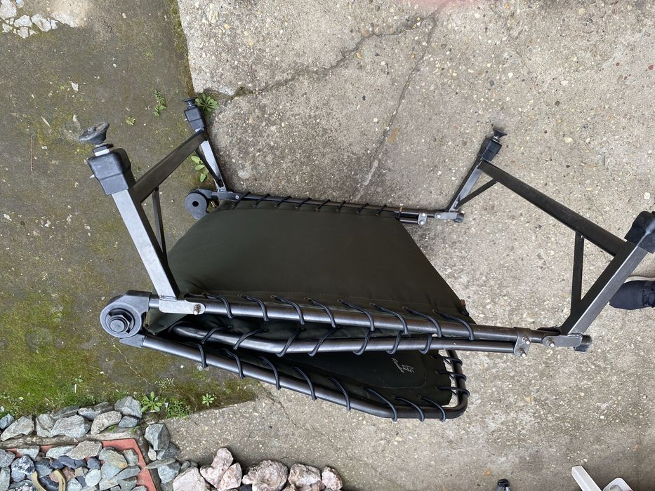 pat pentru pescuit la crap fox