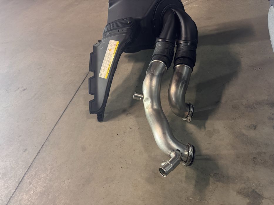 Целостен интейк до турбо rs6/rs7 c7 + подарък нов oem филтър