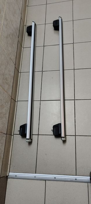 Vând Bare Zafira b prindere plafon arată impecabil ca noi