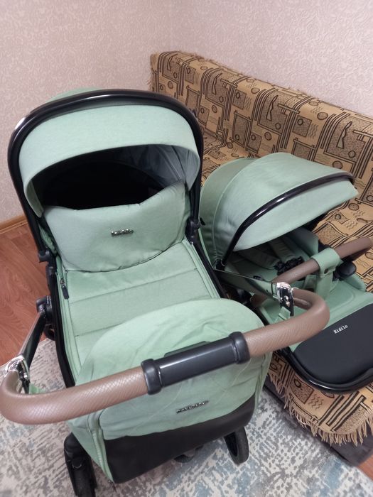 Продам детскую каляску 70.000