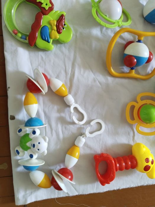 Погремушки и свистульки