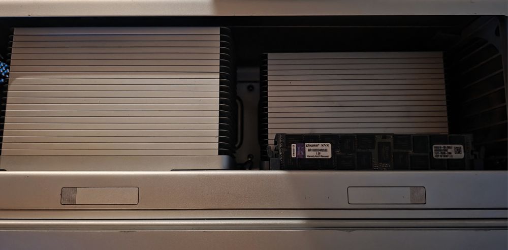 Apple Mac Pro 2 x Intel X5690 24CPUs 64GB RAM RX 570 4GB SSD 250GB 4TB