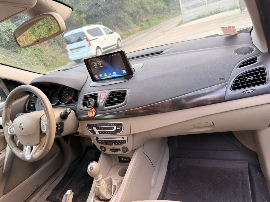 Renault Fluence 1.5 dCi 2010, Navigație Android, 316.869 km – 2.000 €