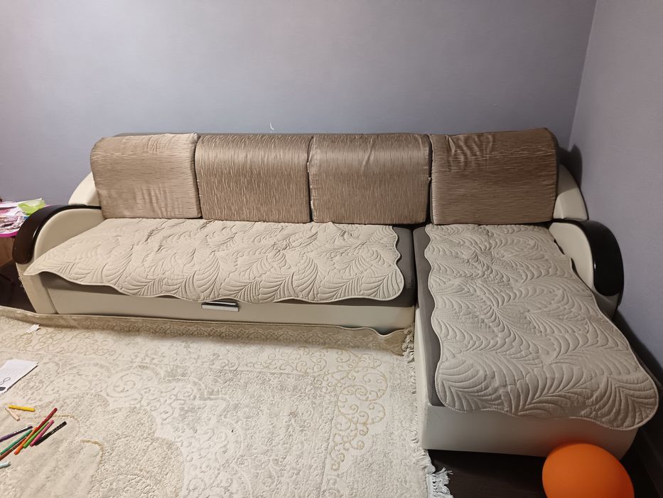 Диван угловой 3 м