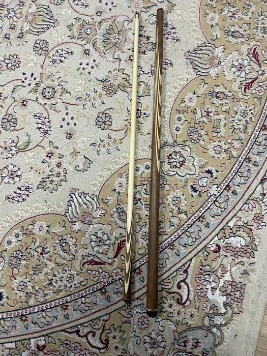 Бильярдные аксессуары.