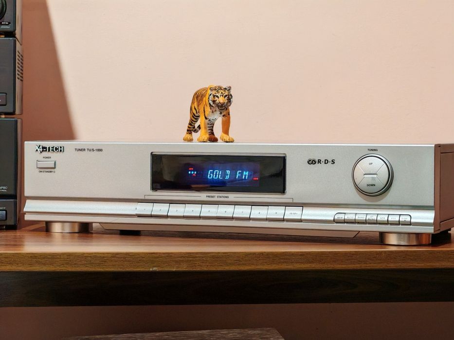 X4 TECH  TU/S-1000. Tuner premium Radio Data System. Preț fix !