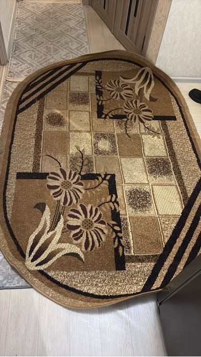 Срочно продам ковры.