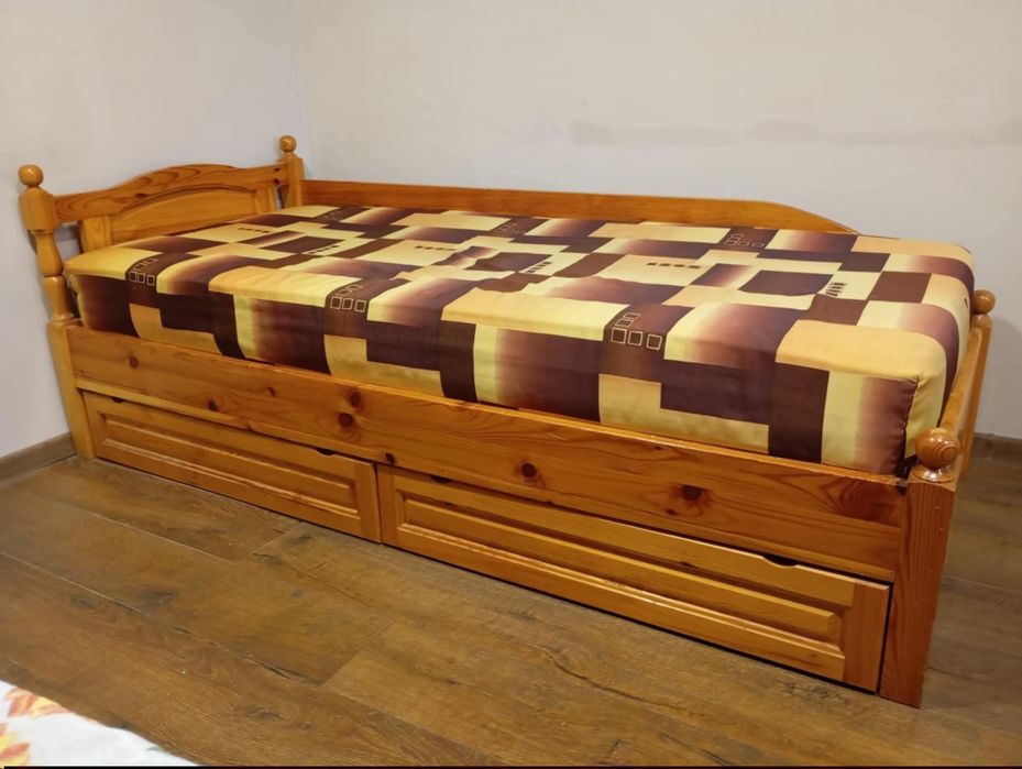 Спално обзавеждане 2 легла и 2 гардероба