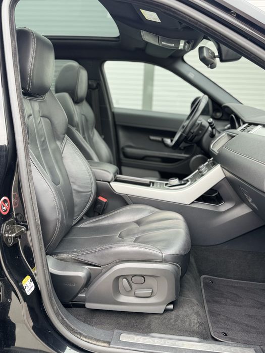 Landrover Range Rover Evoque TD4 Dynamic 2.2D 150CP 4x4 Automat 2014 e5 Primpropietar Pano LED NAV  Piele Incl.volan Accept variante