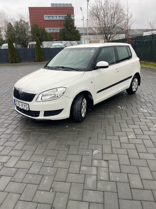 SKODA Fabia 2012 — imagine 2