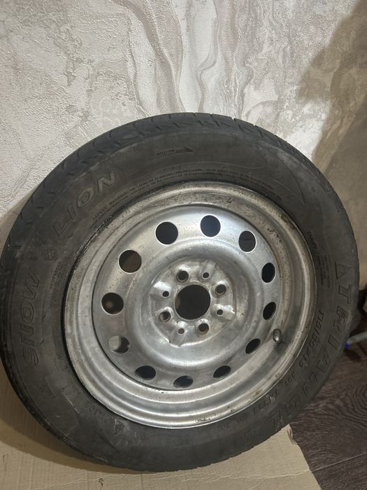 Шина на пассат в3