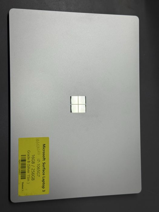 Microsoft Surface 15 ekranligi i7 10/16GB/256