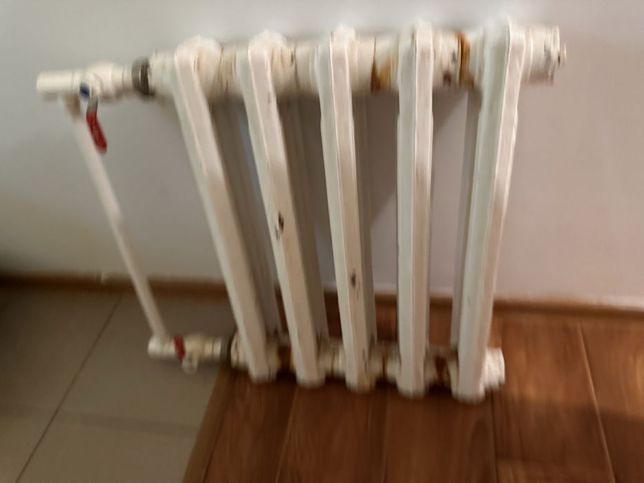 Батарея чугунная