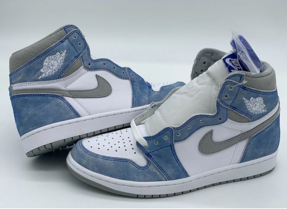 Adidasi Jordan 1 Nike Retro Hyper Royale Dama