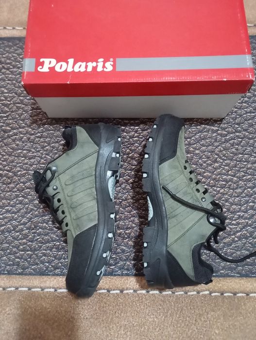 Кроссовки Polaris