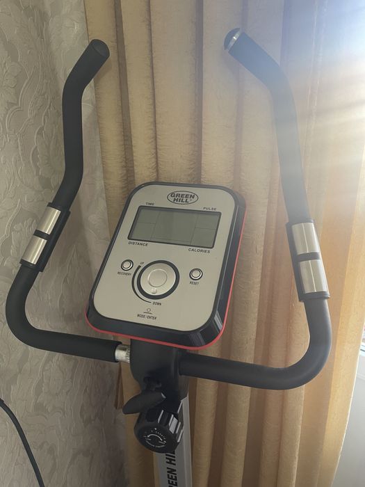 Велотренажер в отличном состоянии