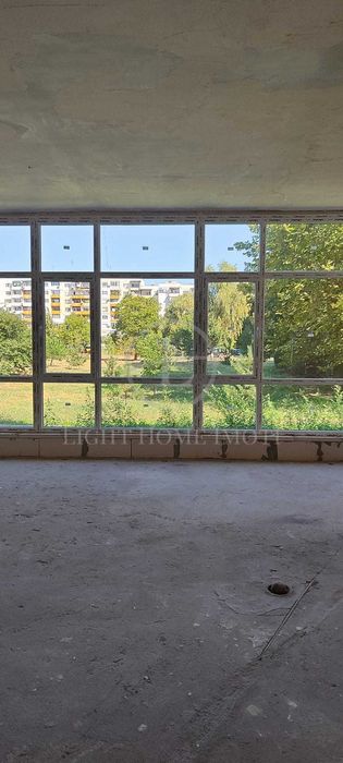 Реф. 305 Промишлено Помещение Панаира