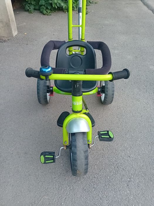 Продаётся трех колесный велосипед