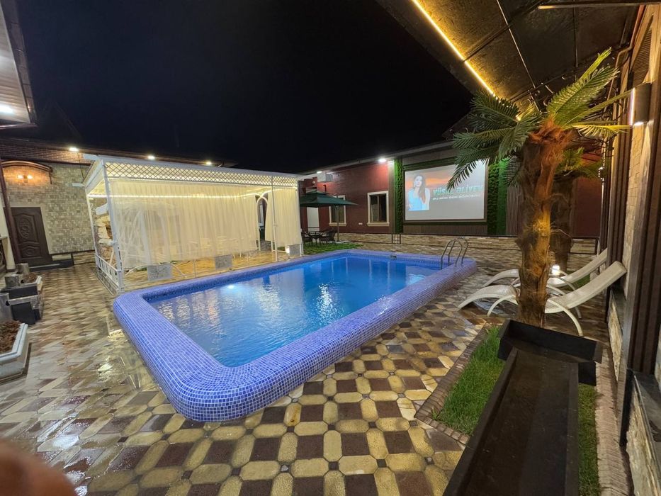 Dacha.Wayt.Hause.Oila.Ulfatlar uchun.Bez makler