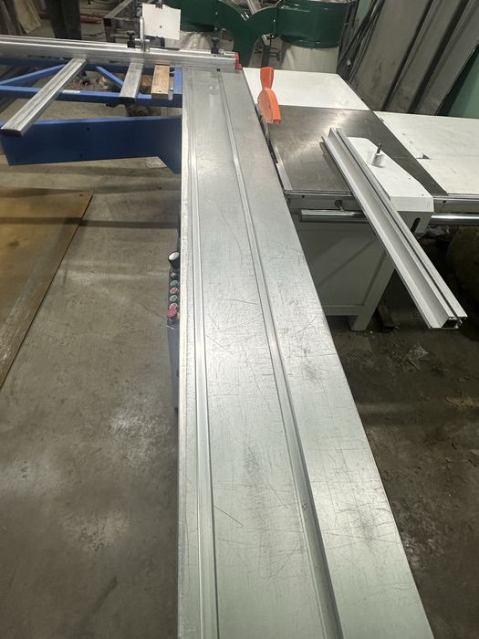 Форматно раскроечный станок