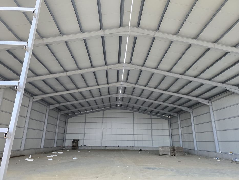 Vand structura metalica sau schimb cu auto