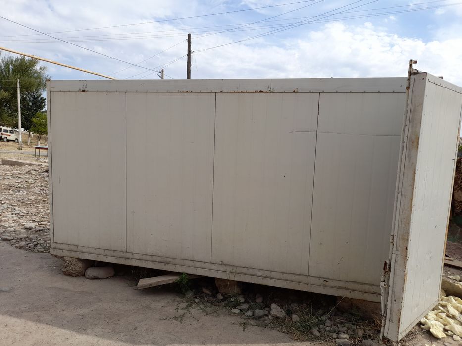 Контейнер холати расмдагидек енига 3.5  буйи 1.7