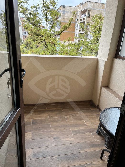 Продава се Тристаен апартамент в Пловдив, Тракия - 56 кв.м за 2409 €/кв.м - Снимка #2