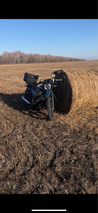 Мотоцикл 200 куб