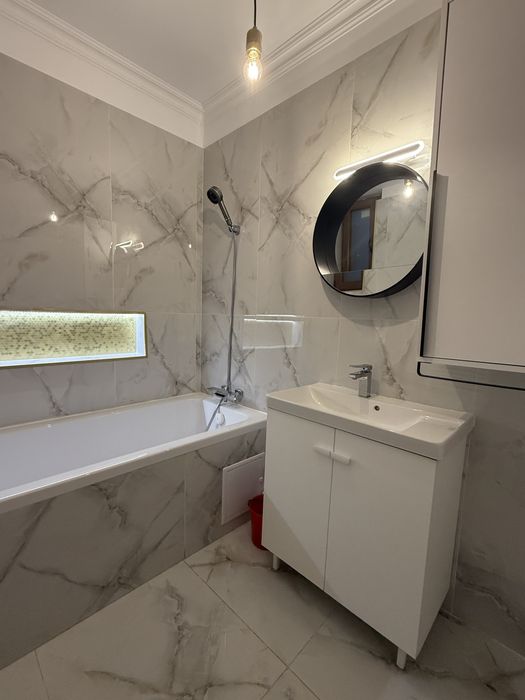 Inchiriez apartament 2 camere zona Constructorilor, sector 6