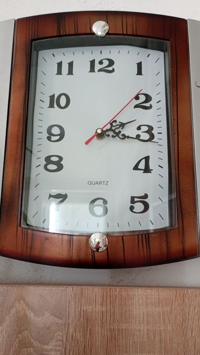 Броеница+Нови гердани за любимциНов дамски ръчен часовник++шишове, вте