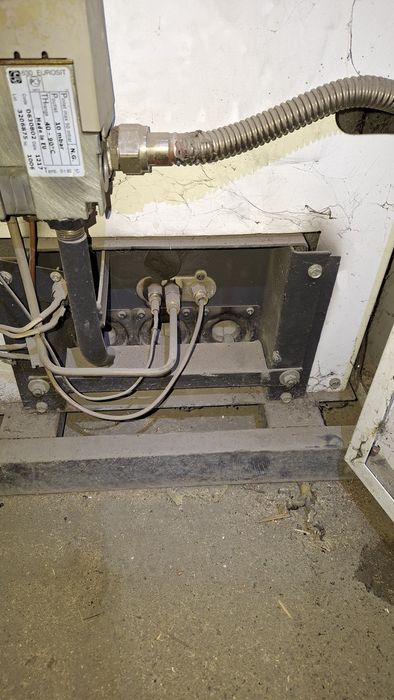 Продам газовый котёл  б/у