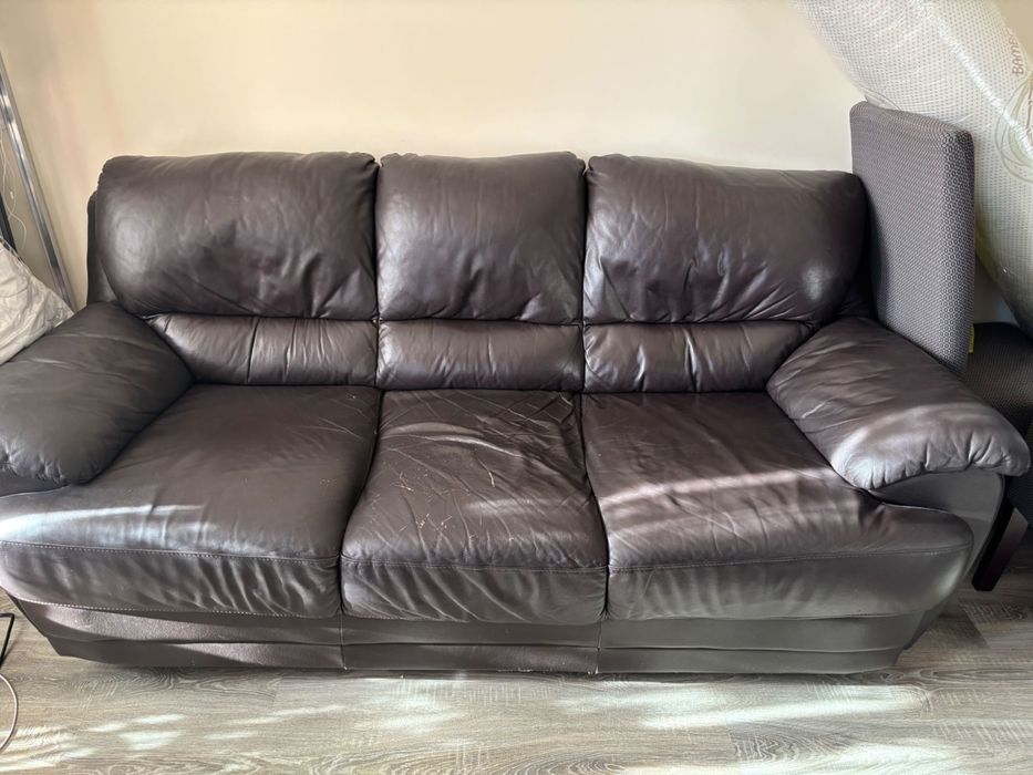 Кожен диван тройка