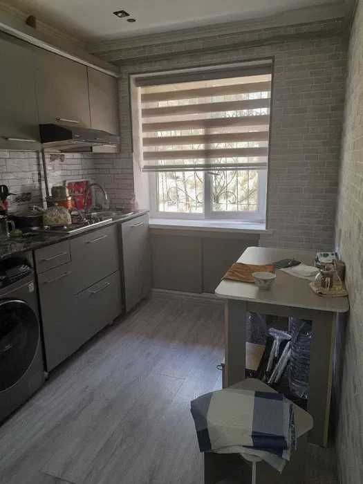 Продается квартира 1 ком Ахангаран