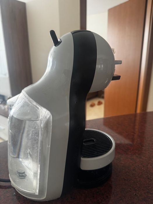 Кафе машина- Dolce Gusto