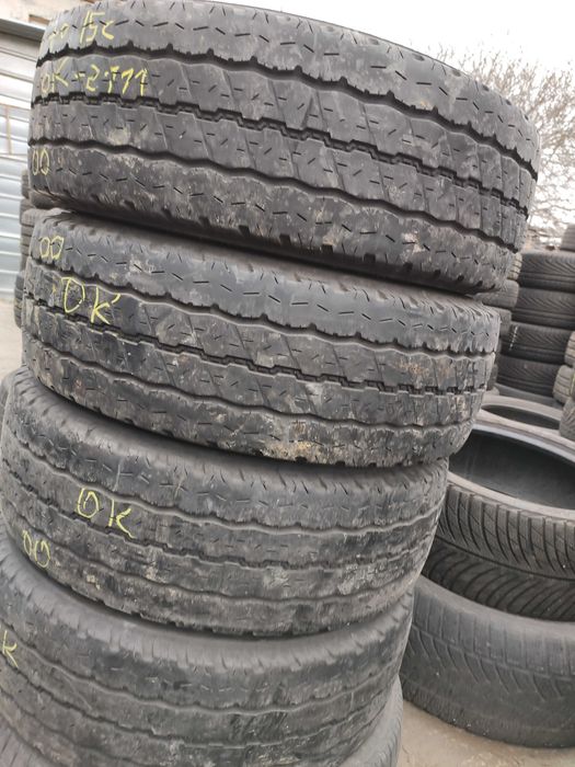 4бр Летни гуми 215 70 15 С - Bridgestone