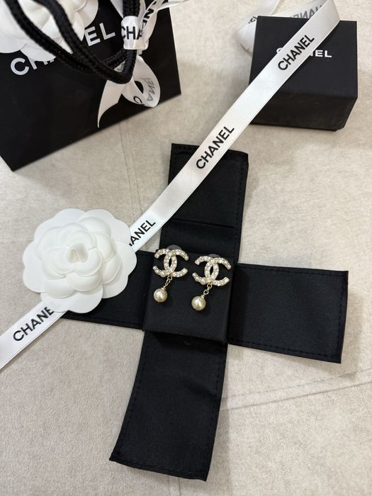 Серьги Шанель с упаковкой
