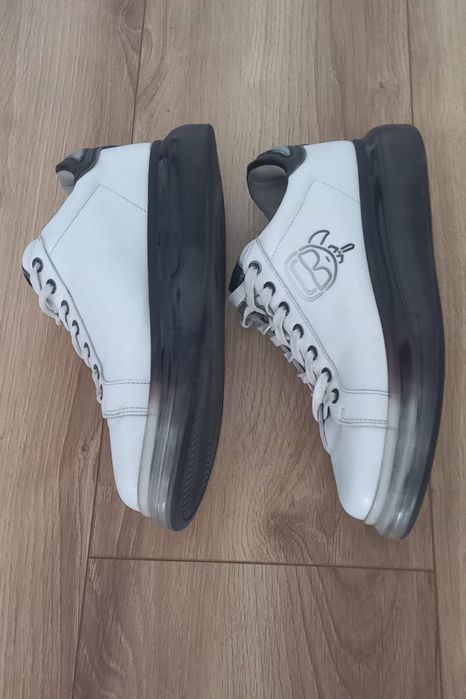 Adidasi Karl Lagerfeld