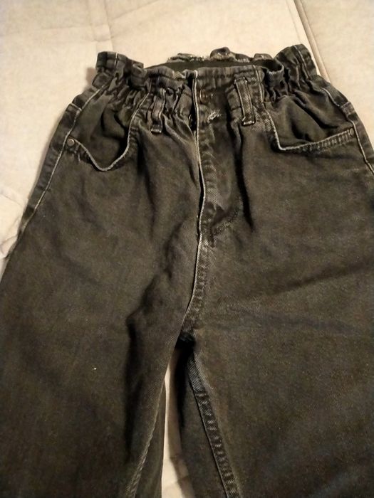 Продам пальто,джинсы