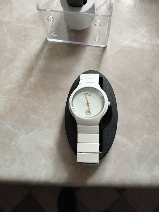 Продам часы женские