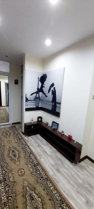 De închiriat apartament cu 2 camere