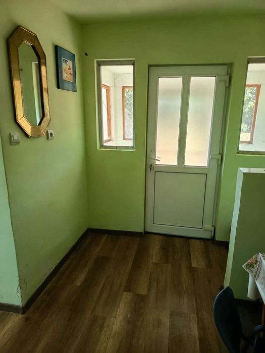 Vand casa la Tara