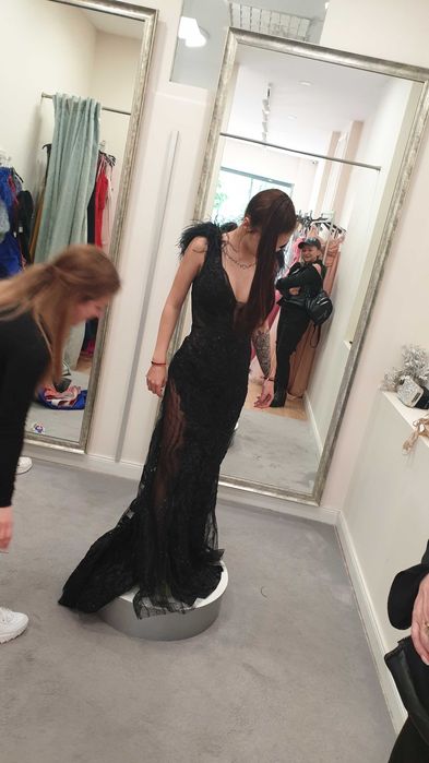 Абитуриентска рокля на 1/3от реалната цена.