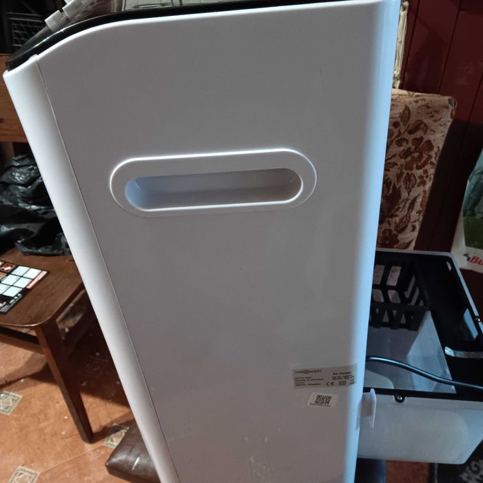 One concept преносим въздушен охладител.