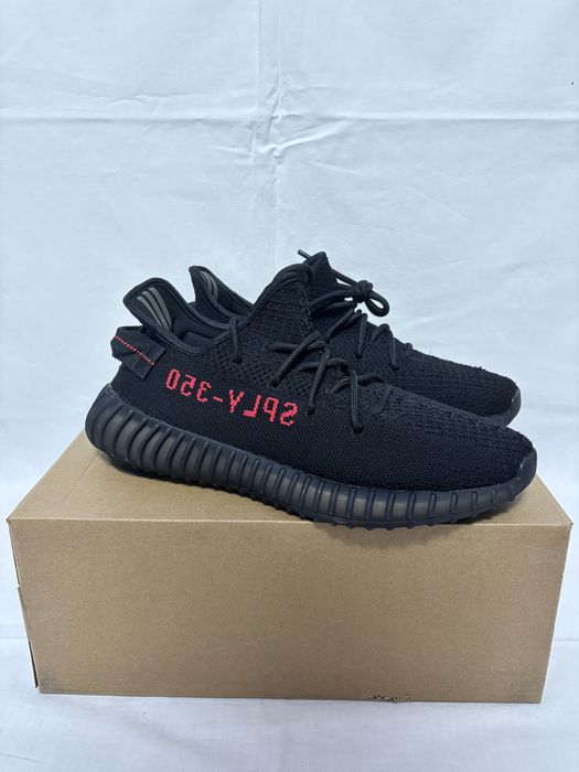 Adidas Yeezy 350 Red Core, marimea 43, perfecti pentru un cadou