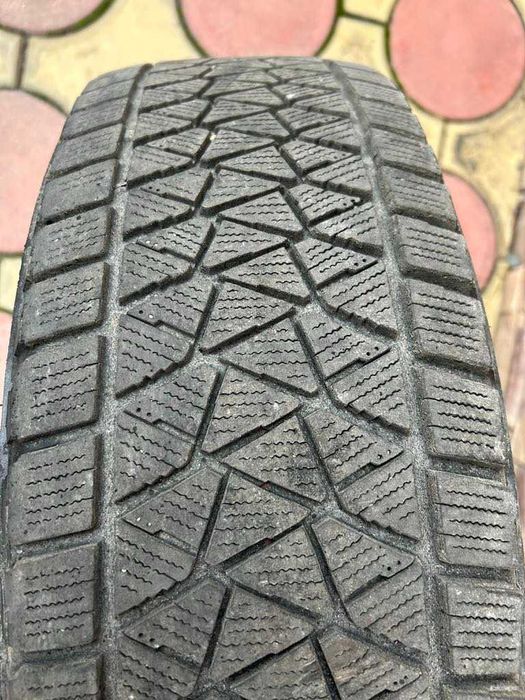 4 бр. зимни гуми Bridgestone 215/70R16 с джанти, цена 400 лв.