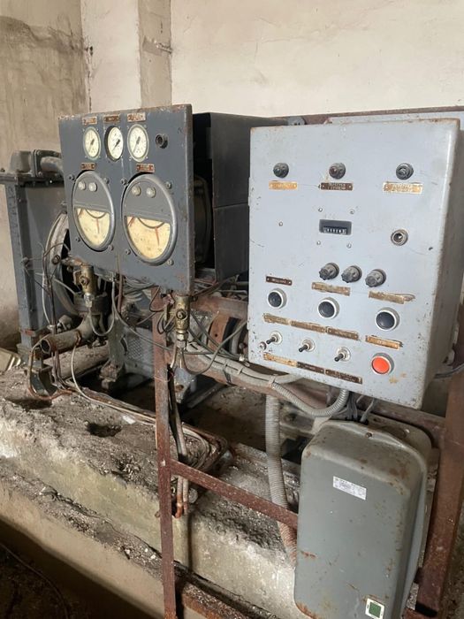 Компрессор 4ВУ1-5/9