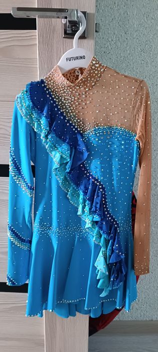 Платье для фигурного катания