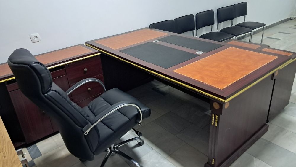 Ofis mebeli stol shkaf kreslo