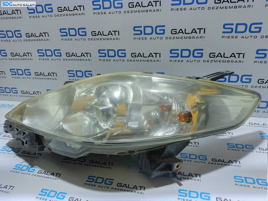 Far Stanga EUROPA Fara Xenon Mazda 5 2005 - 2010 [L2250] (Ureche Lipsa, Fisurat)