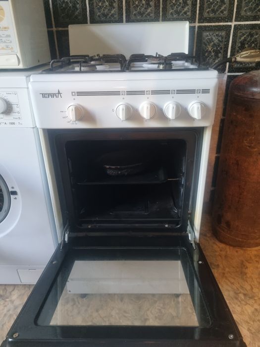 Продам газплиту.